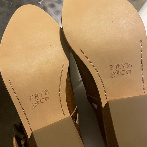 Frye & Co. Rubie Moto Slip On / Ankle Boot / 6.5 m / Brand new, never worn! - Picture 6 of 6